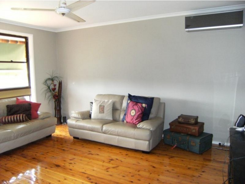 15 Fairlight Place, Woodbine, Woodbine NSW 2560