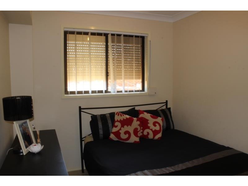 9A Kooloona Crescent, Bradbury NSW 2560