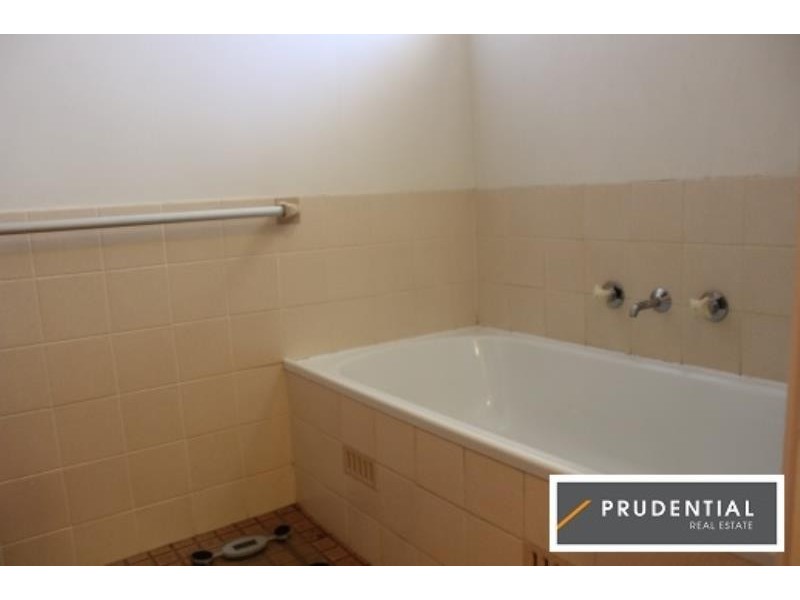 6/61 Old Kent Road, Ruse NSW 2560
