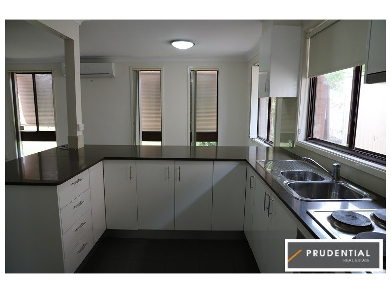 30 Cabernet Avenue, Eschol Park NSW 2558