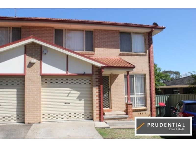 2/29 Kingsclare Street, Leumeah NSW 2560