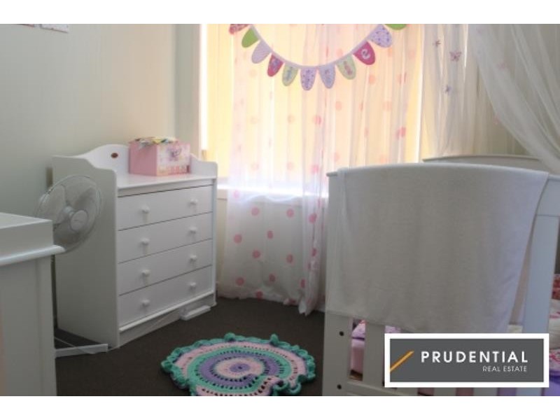 2/29 Kingsclare Street, Leumeah NSW 2560