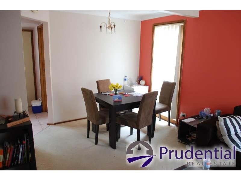 4/6 Lambert Place, Leumeah NSW 2560