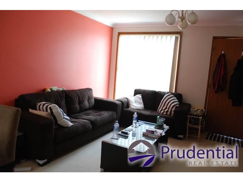4/6 Lambert Place, Leumeah NSW 2560