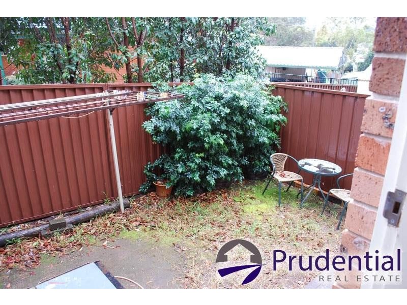 4/6 Lambert Place, Leumeah NSW 2560