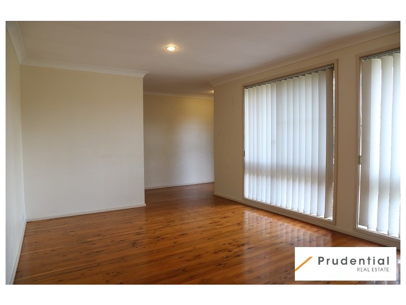 6 Falkland Place, St Andrews NSW 2566