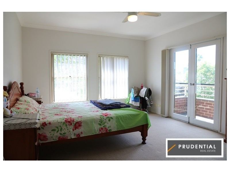 1 Hampstead Road, Campbelltown NSW 2560