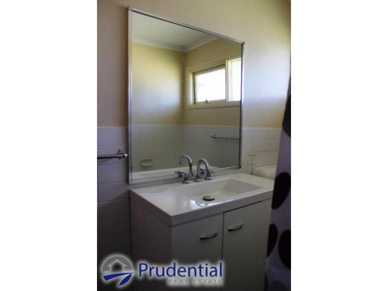 45 Aminya Crescent, Bradbury NSW 2560