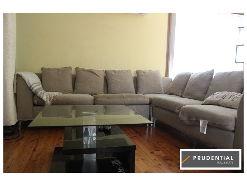 3 Earn Place, St Andrews NSW 2566