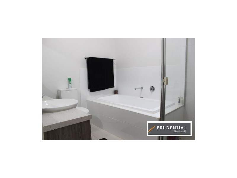 62 Hidcote Road, Campbelltown NSW 2560