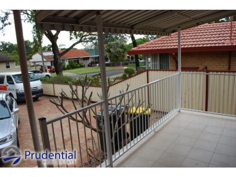 24 Brudenell Ave, Leumeah NSW 2560