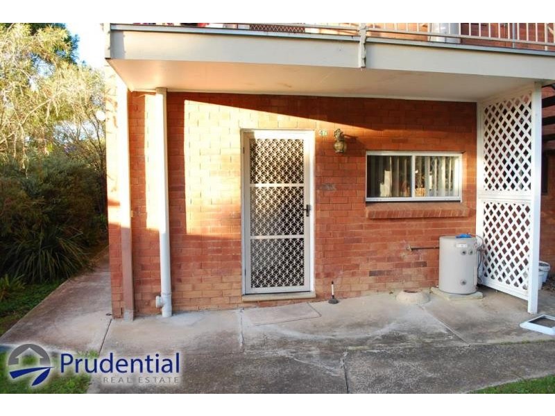 4/47 Sturt Street, Campbelltown NSW 2560