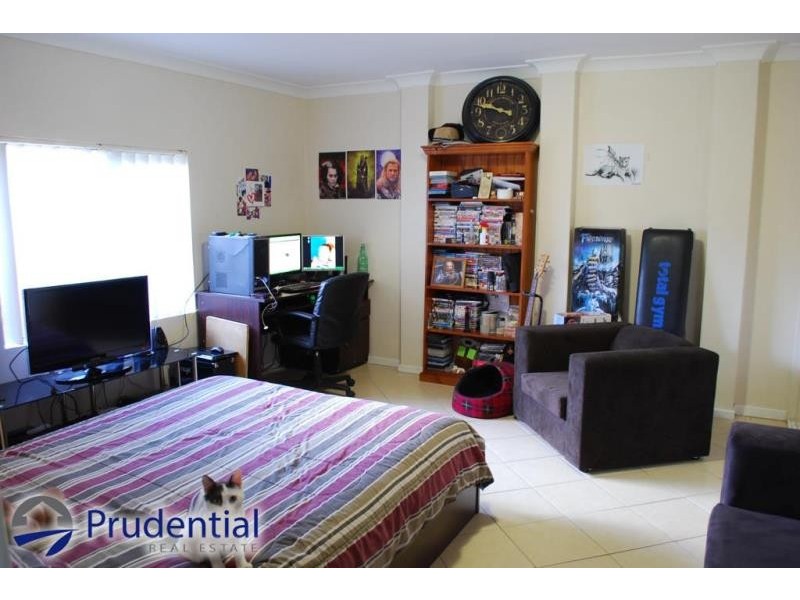 4/47 Sturt Street, Campbelltown NSW 2560