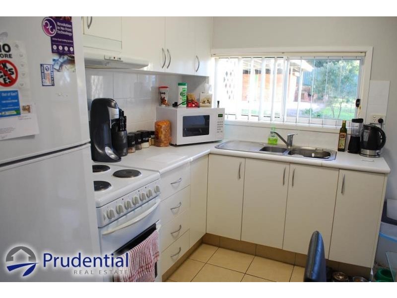 4/47 Sturt Street, Campbelltown NSW 2560