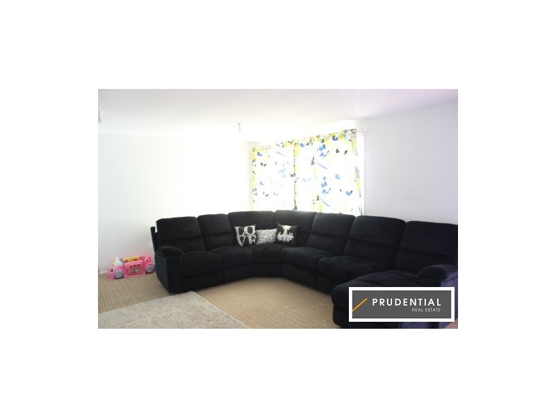 20/7 Hanlon Close, Minto NSW 2566