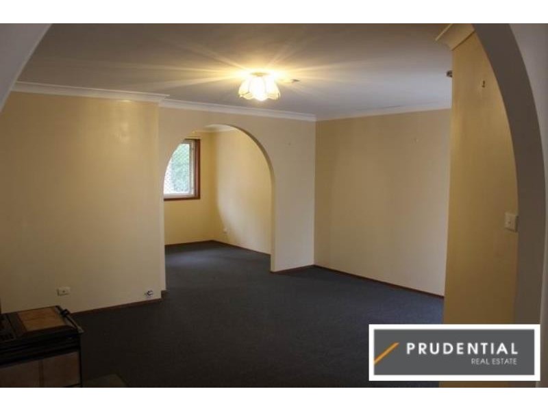 21 Boythorn Avenue, Ambarvale NSW 2560