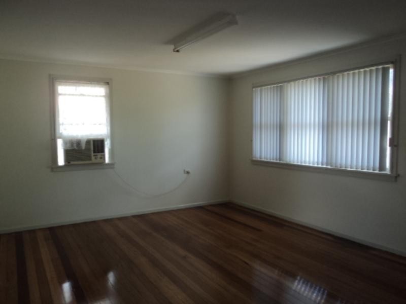 81 Lindesay Street, Campbelltown NSW 2560