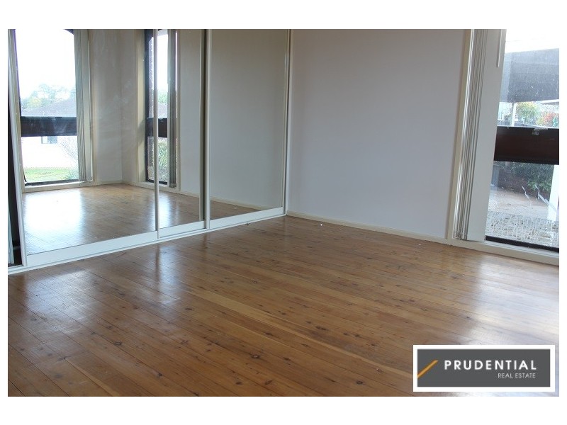 5 Cupar Place, St Andrews NSW 2566