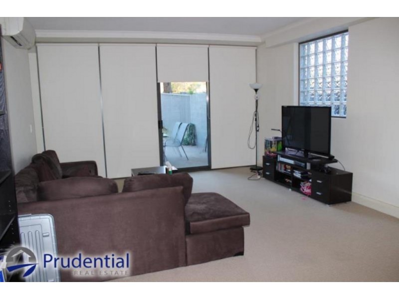 2D/541 Pembroke Road, Leumeah NSW 2560