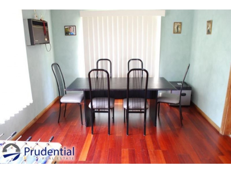 20 Ayres Crescent, Leumeah NSW 2560