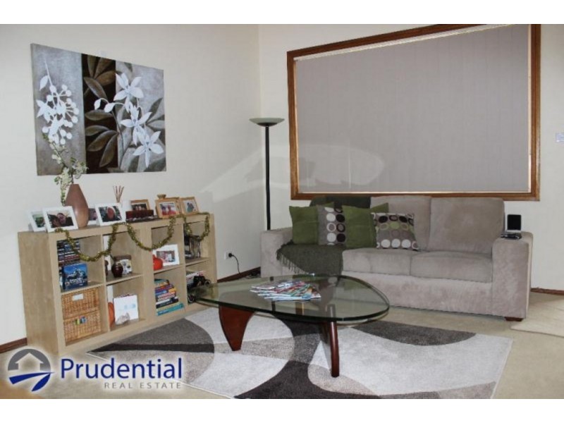 1/40 Randall Street, Minto NSW 2566