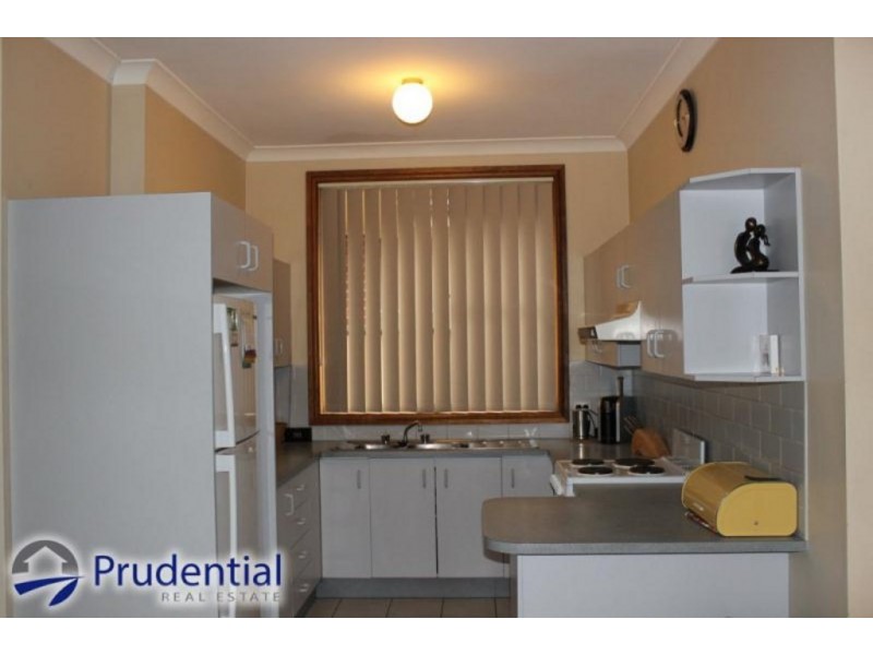 1/40 Randall Street, Minto NSW 2566