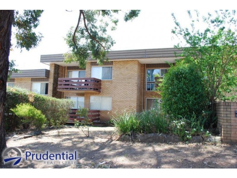 18/20-30 Condamine Street, Campbelltown NSW 2560