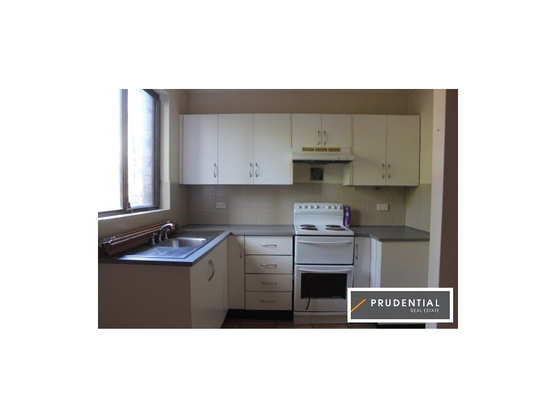 1/19 Stewart Street, Campbelltown NSW 2560