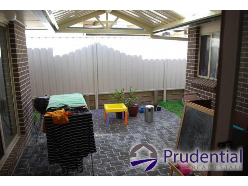 18 Rubus Avenue, Mount Annan NSW 2567