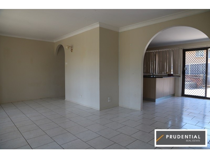 7 Mona Vale Place, Woodbine NSW 2560