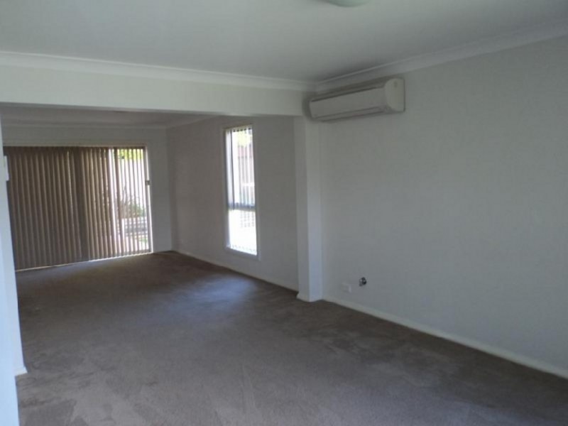 70 Kippax Avenue, Leumeah NSW 2560