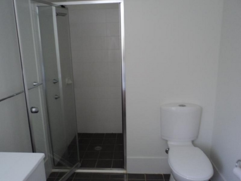 70 Kippax Avenue, Leumeah NSW 2560