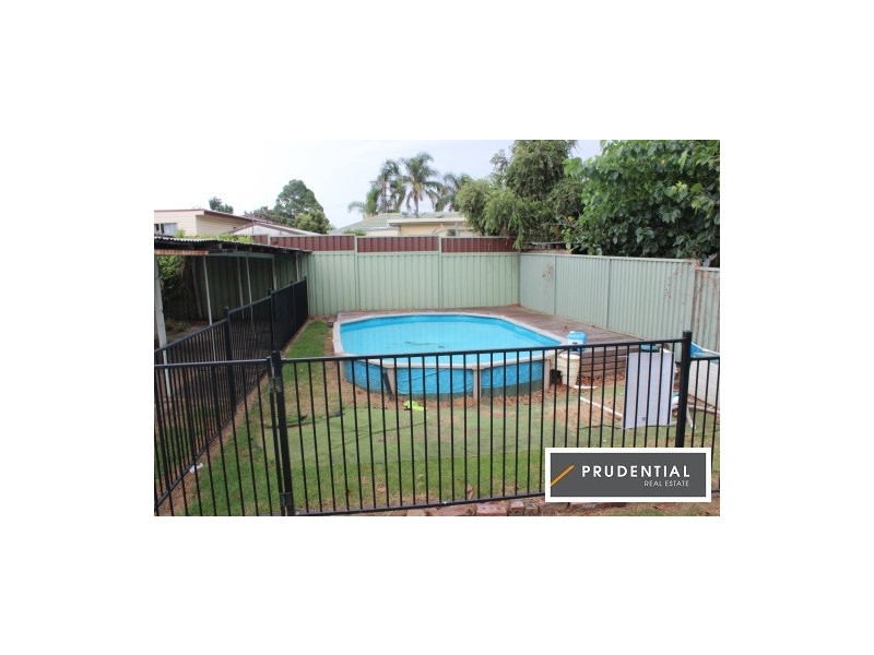 51 Carrington Circuit, Leumeah NSW 2560