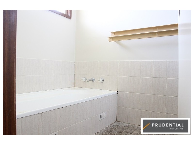 2 Spitfire Drive, Raby NSW 2566