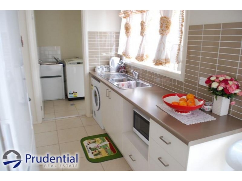 16 Kippax Avenue, Leumeah NSW 2560