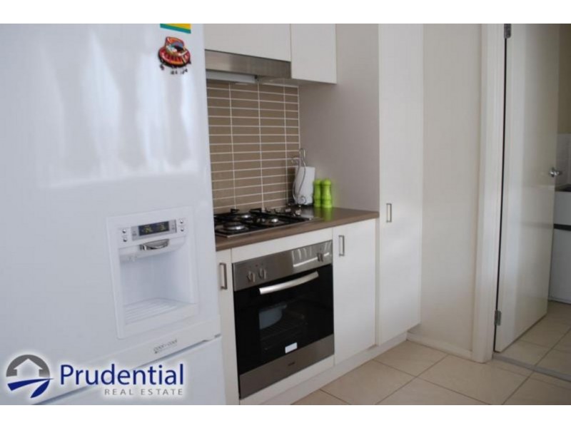 16 Kippax Avenue, Leumeah NSW 2560