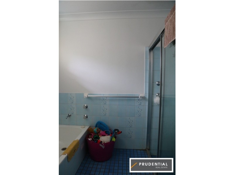 16 Trebbiano Place, Eschol Park NSW 2558