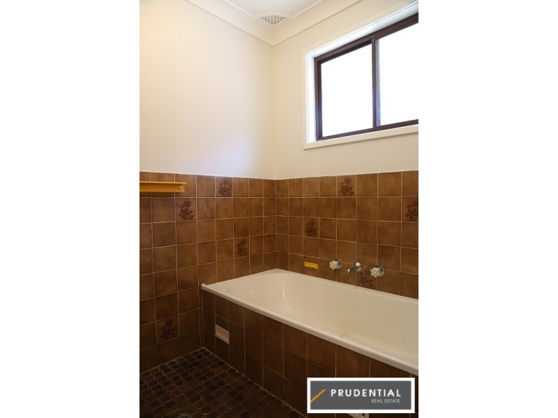 15 Burke Street, Ruse NSW 2560