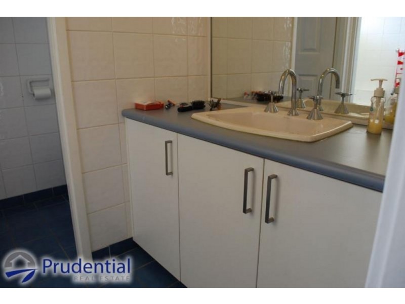 37 Spitfire Drive, Raby NSW 2566