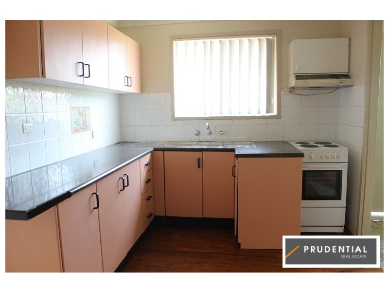 43 Lillyvicks Crescent, Ambarvale NSW 2560