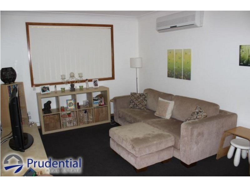 1 Moore Place, Currans Hill NSW 2567