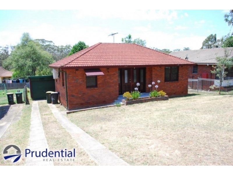 34 Carrington Circuit, Leumeah NSW 2560