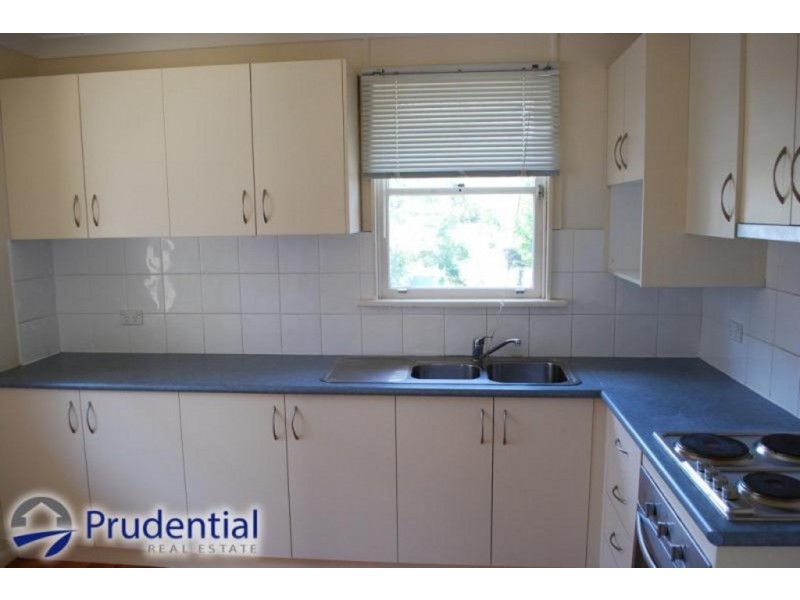 34 Carrington Circuit, Leumeah NSW 2560