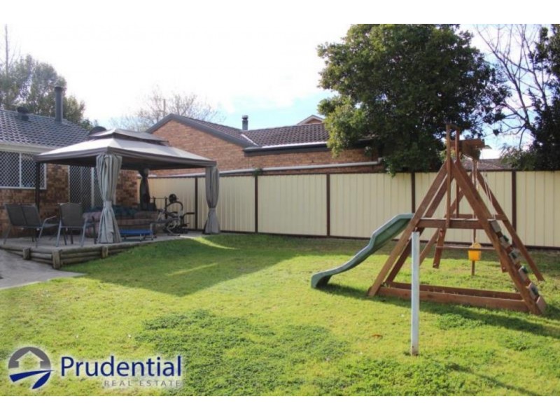 63 Woodland Road, St Helens Park NSW 2560