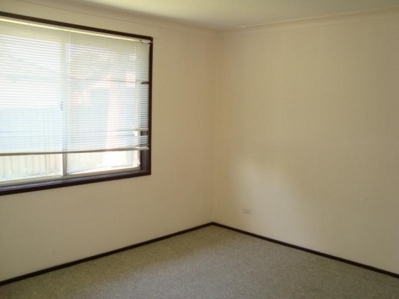 3 Whale Place, Woodbine NSW 2560