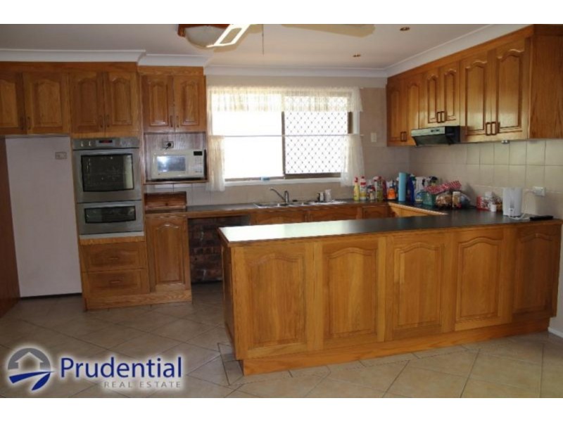 7 Cataract Place, Leumeah NSW 2560