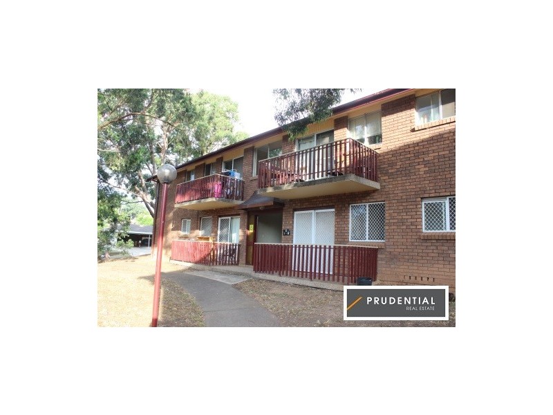 4/1 Lavinia Place, Ambarvale NSW 2560