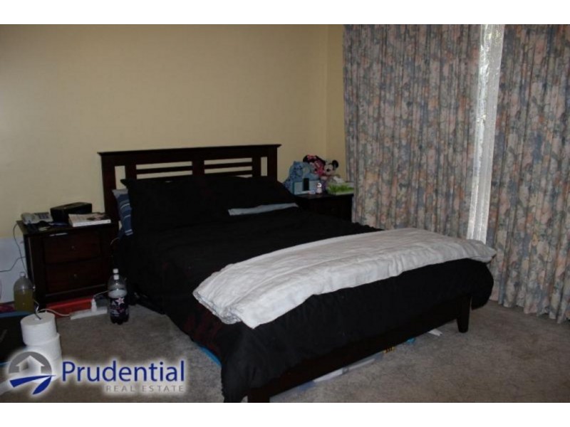 32 Serpentine Place, Eagle Vale NSW 2558