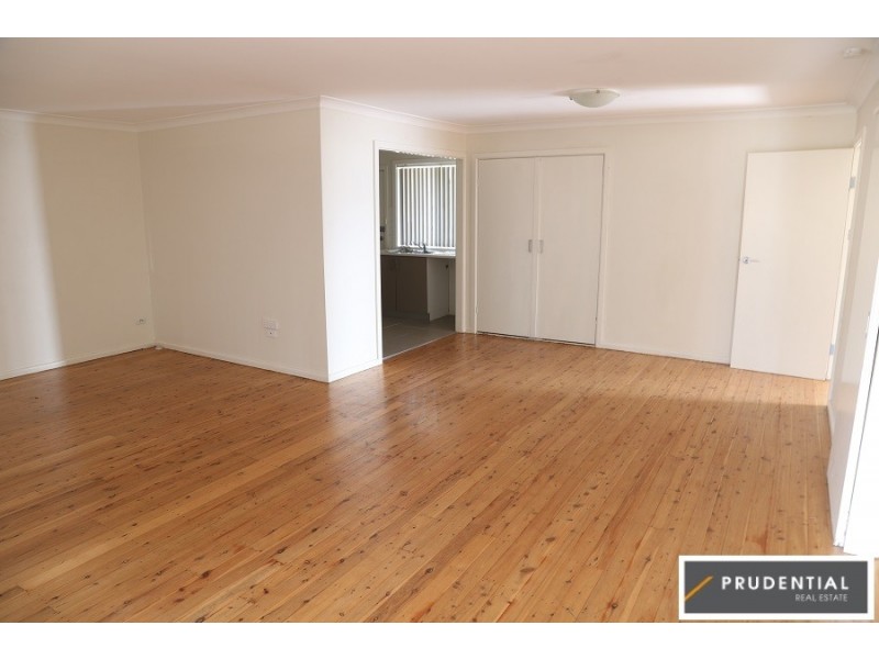 36 Bimbadeen Avenue, Bradbury NSW 2560