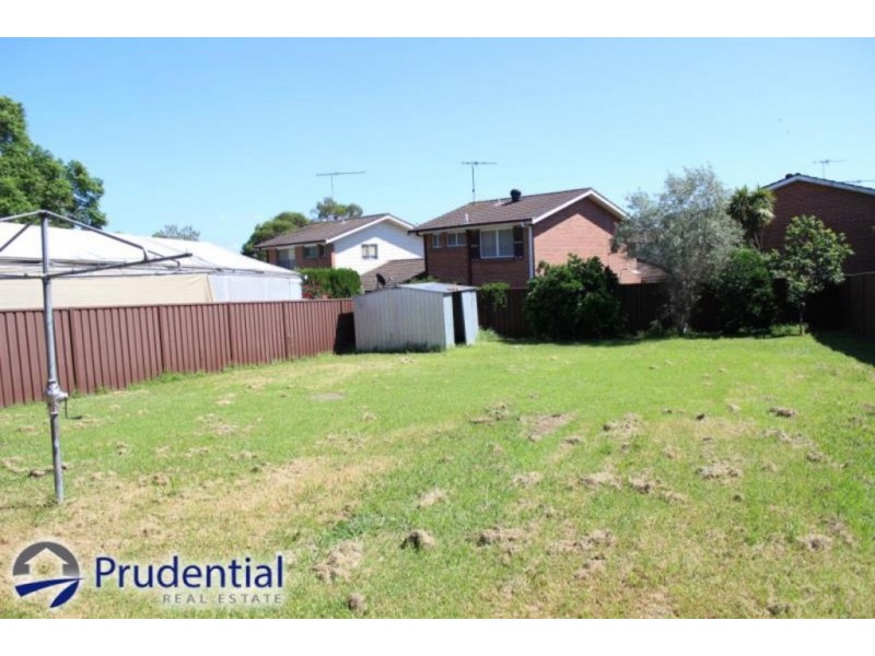 9 Tallawarra Road, Leumeah NSW 2560